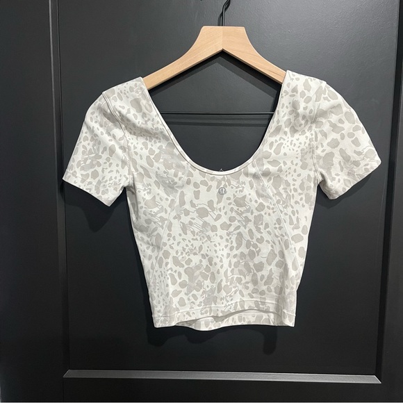 Lululemon size:2 white and gray alighn short sleeve yoga top - Picture 1 of 2